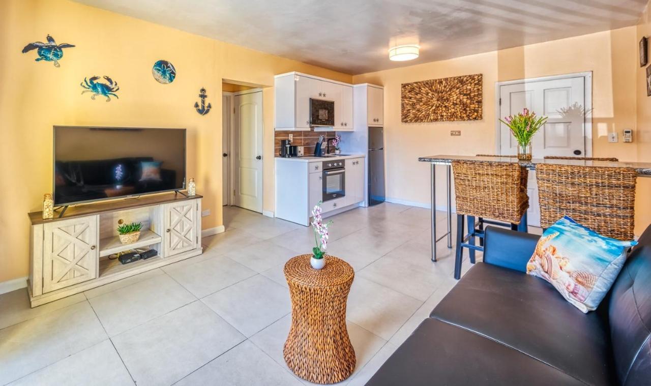 Lovely Near Beach, Downtown, 24h Security, Pool Apartment *